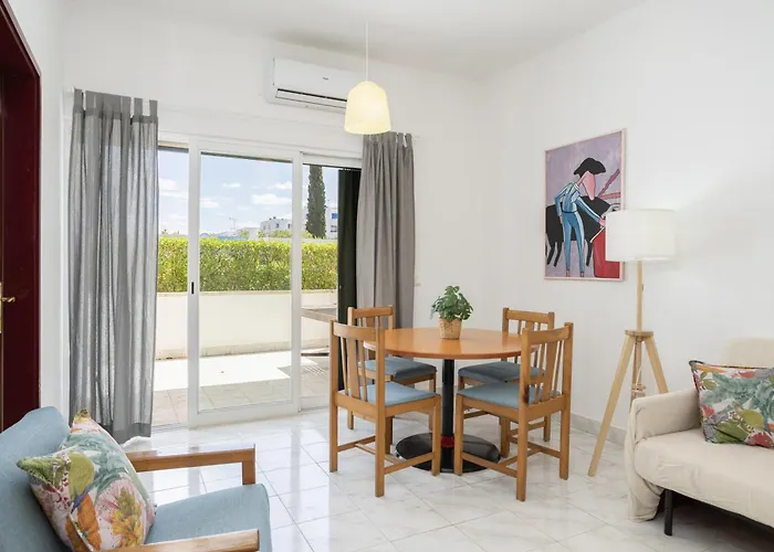Aldeia Do Mar Vilamoura, Pool Terrace, By Hopstays
